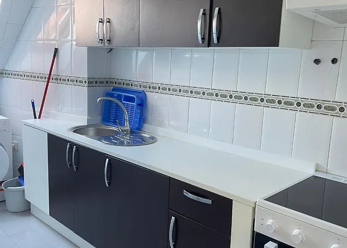 Sanjurjo Badia 3 * Vigo